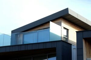 Τα Κιγκλιδώματα Αλουμινίου και η Σύγχρονη Αισθητική των Γυάλινων Κιγκλιδωμάτων 6 Tilcon
